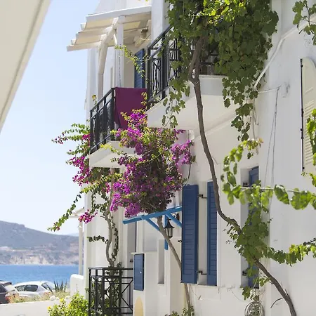 加里尼酒店 2* Naxos City