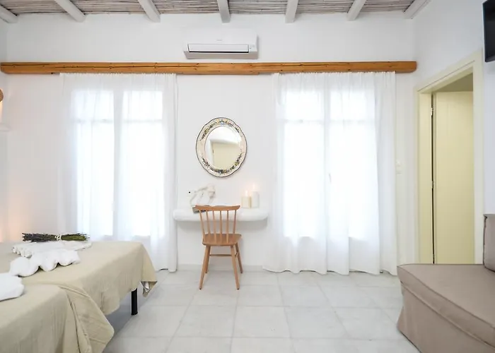 Отель Galini Naxos City